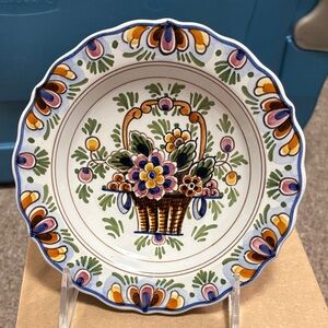 D. P. Delft- Holland N.VI: 6 1/4" Decorative Plate E